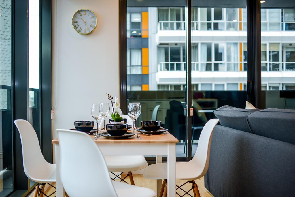 Serviced Apartments Melbourne Opus Экстерьер фото