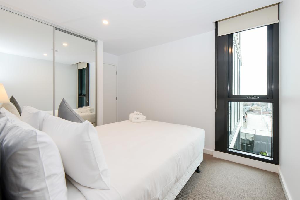 Serviced Apartments Melbourne Opus Экстерьер фото