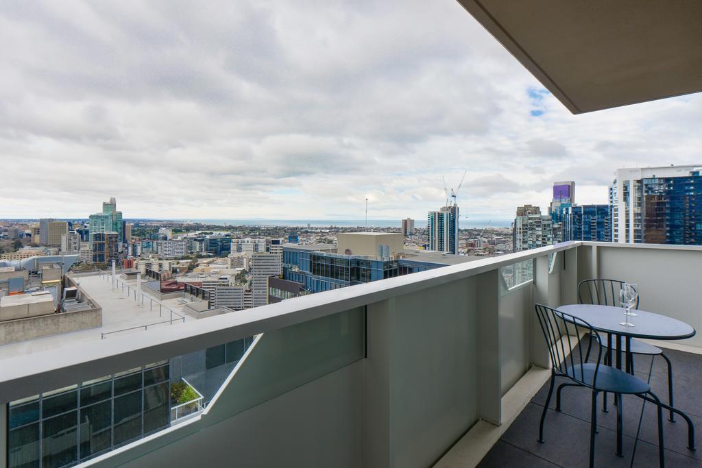 Serviced Apartments Melbourne Opus Экстерьер фото