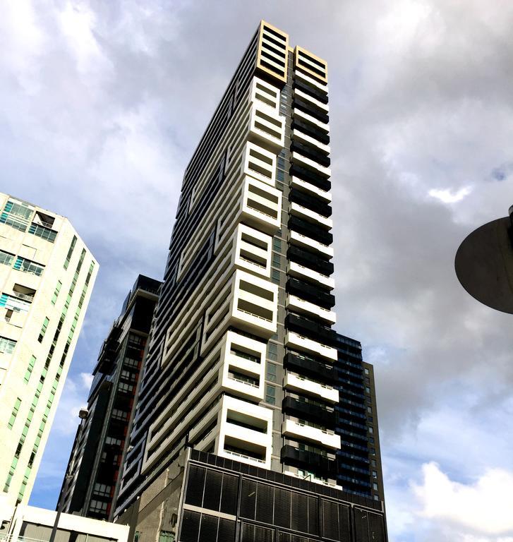 Serviced Apartments Melbourne Opus Экстерьер фото